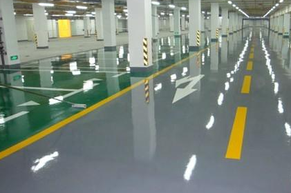 成都停車場地坪漆選擇時(shí)需要具有防滑性、耐磨性、抗壓性和美觀性！